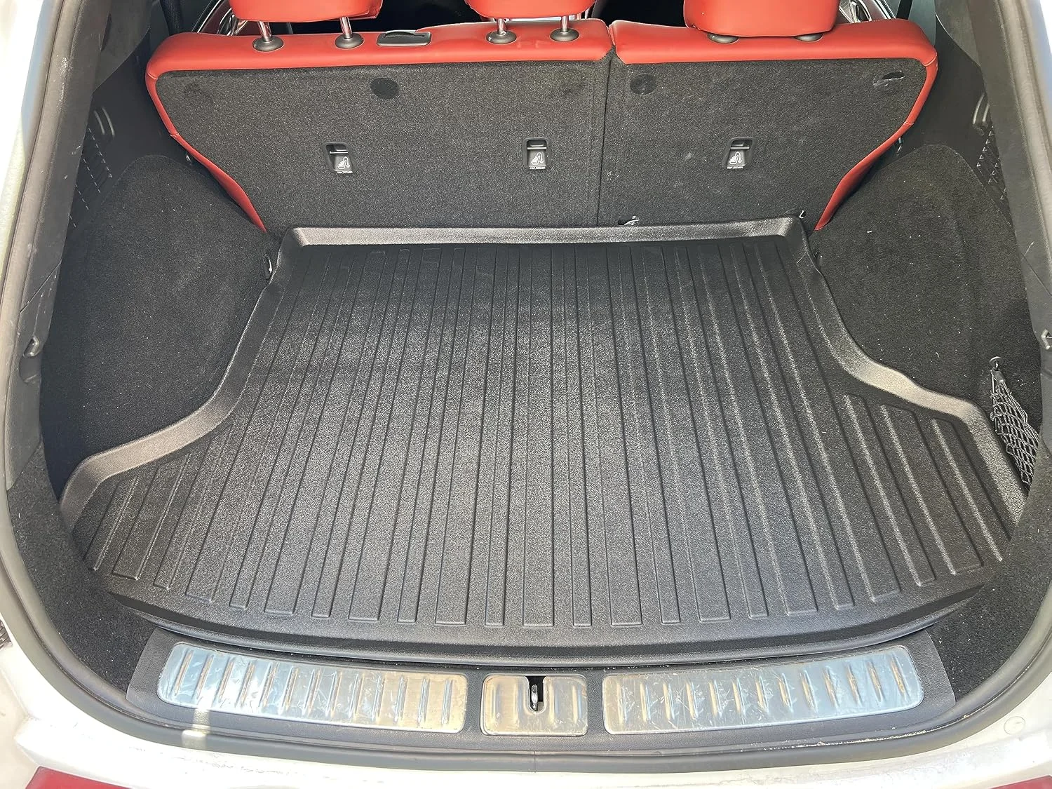 Genesis GV70 cargo liner perfectly fitted in the trunk